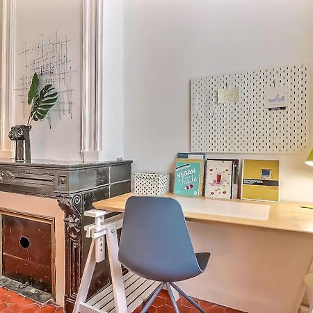 Le Yellow - Central - Climatise Nîmes Kültér fotó